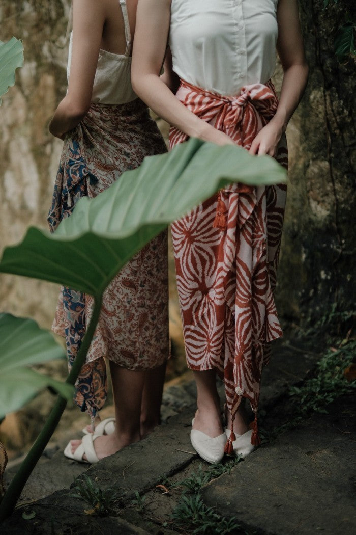 (DEFECT SALE) - Koral Shawl