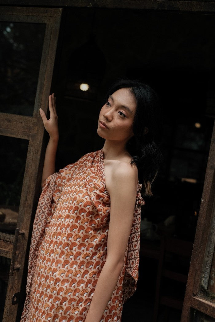 Pasha Orange Shawl / Selendang Batik