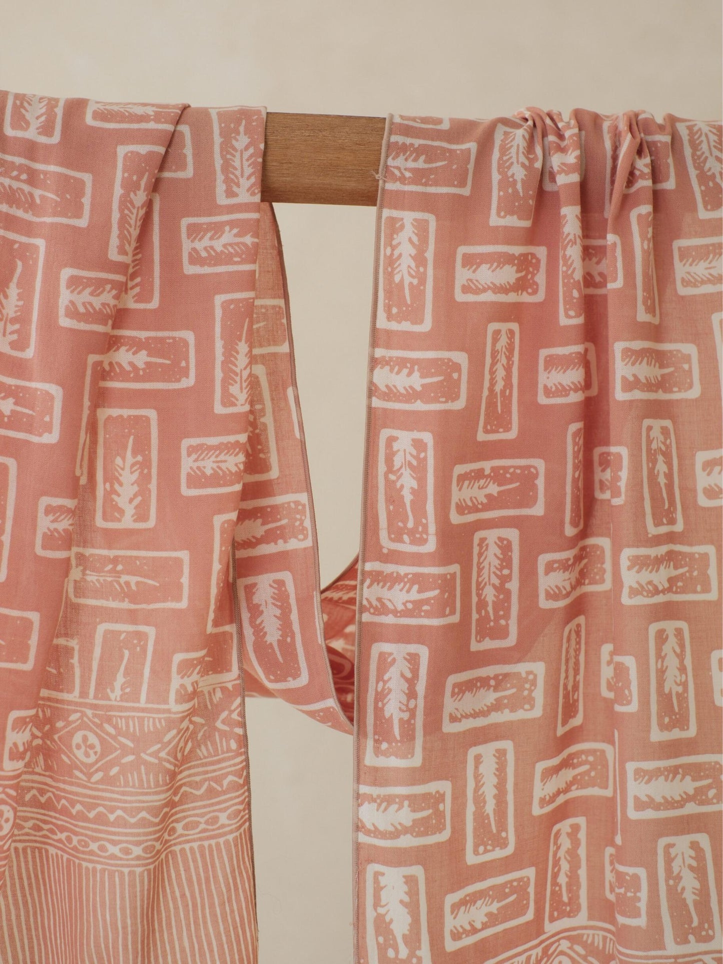 Batik Ratu - Scarf Batik L4 Kotak - Cream