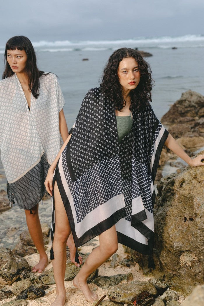 Halia Outer