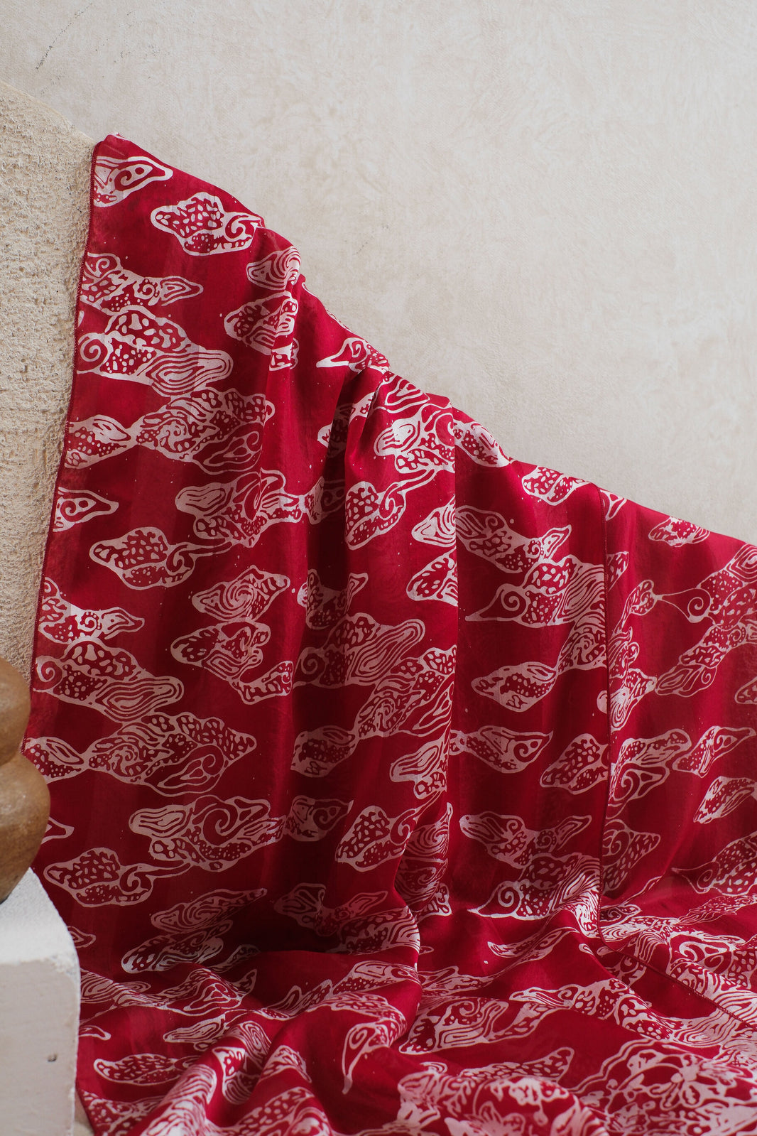 Syal Batik Sutra Mega Mendung - Red - 45