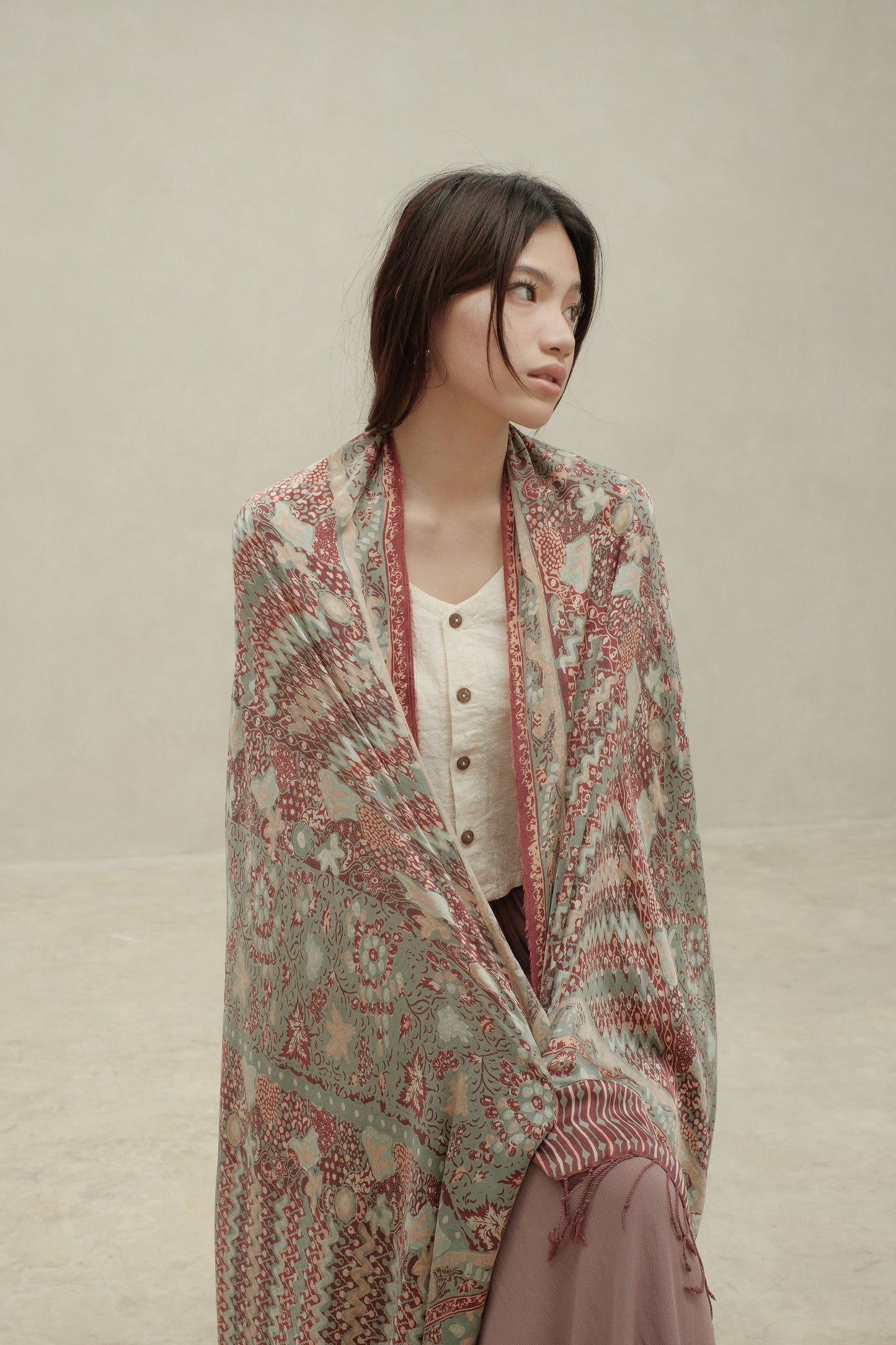 Selendang Sutra Batik Tulis - Rimba Jawi - Pastel
