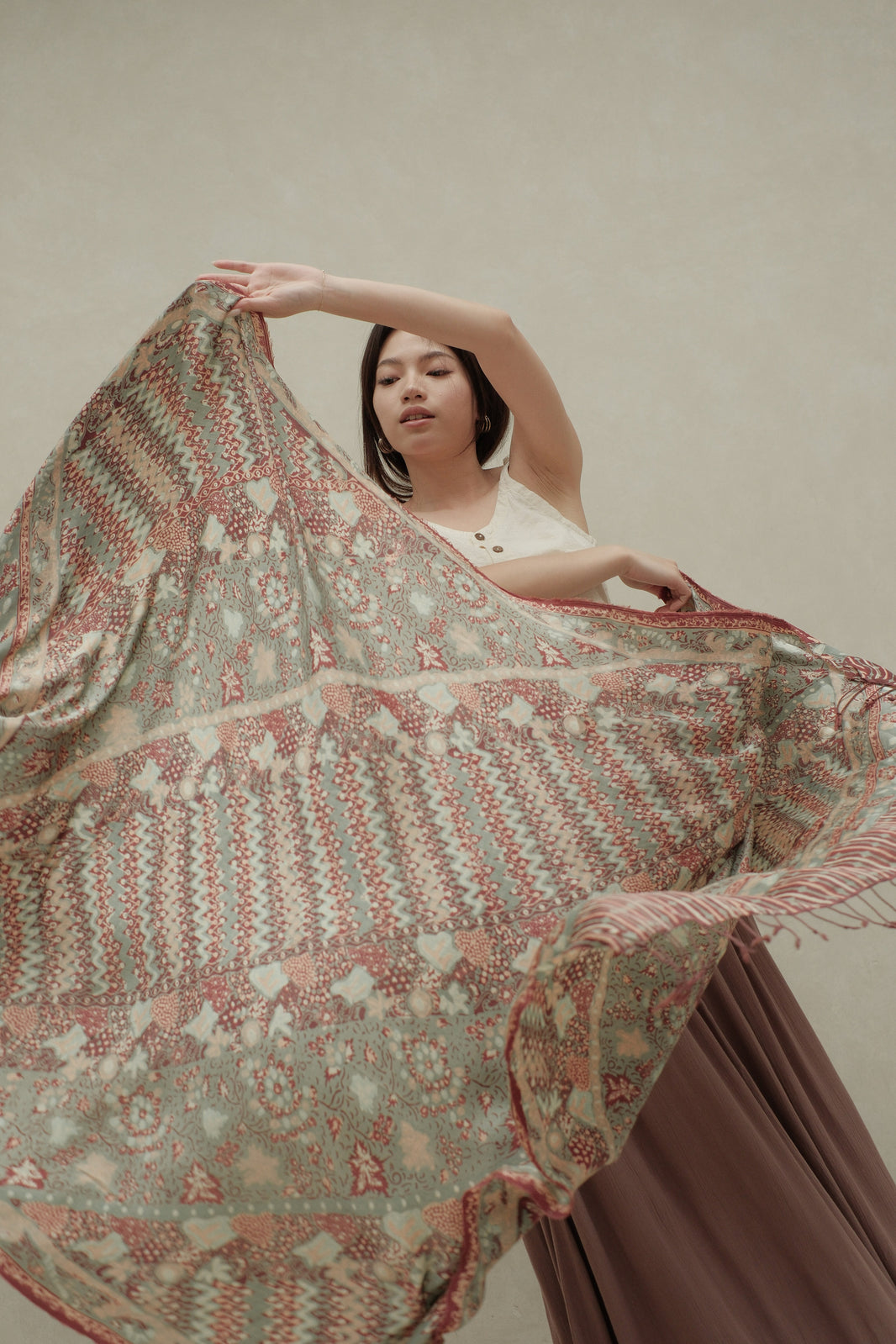 Selendang Sutra Batik Tulis - Rimba Jawi - Pastel