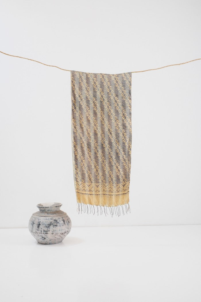 Syal Batik Sutra Parang Pamor - Grey - 45