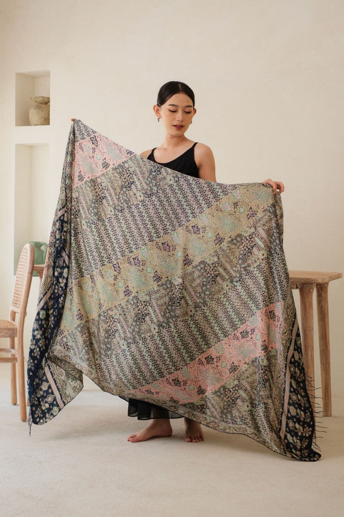 Rimba Jawi in Blue Pink - Selendang Sutra Batik Tulis