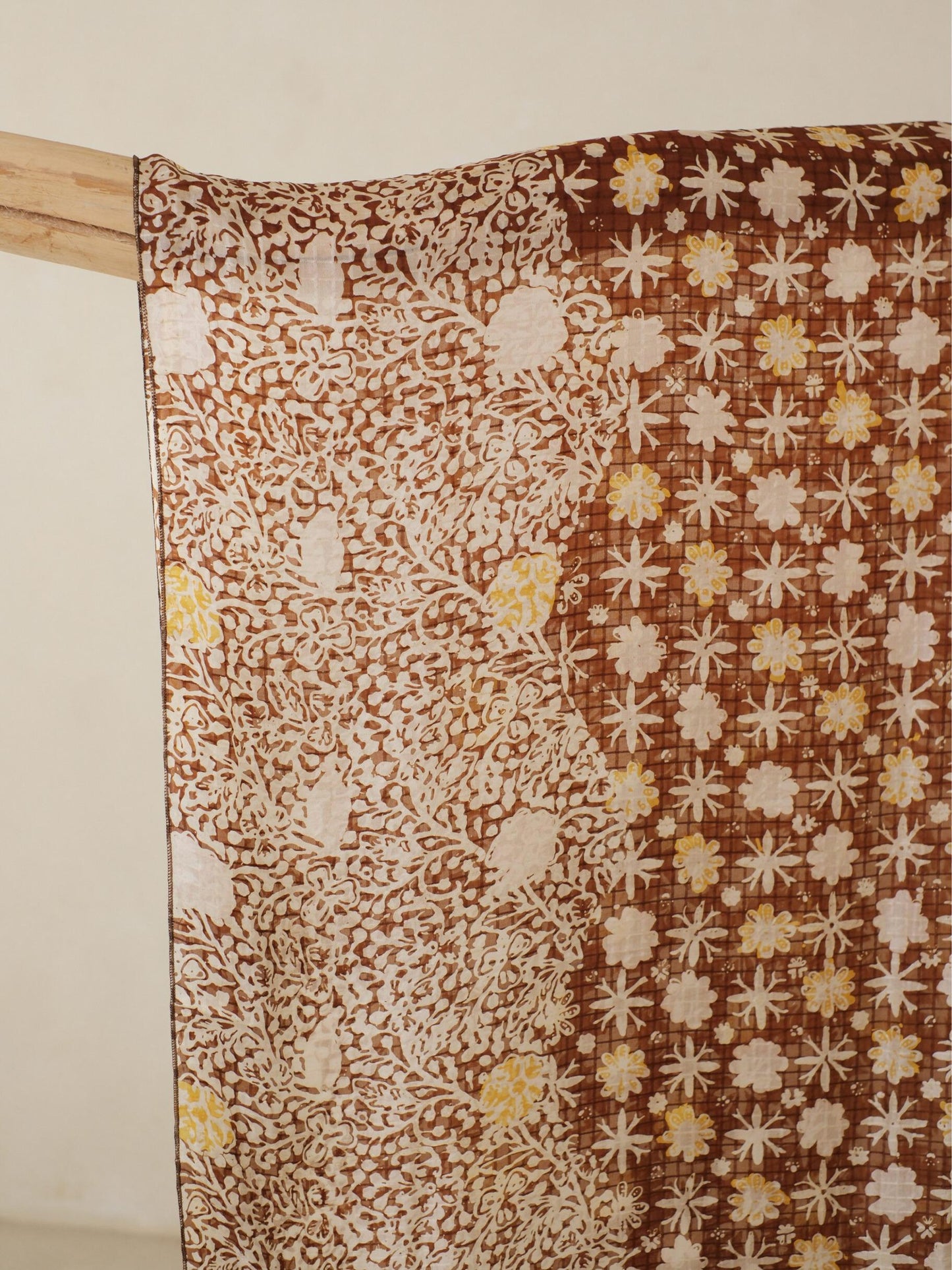 Batik Ratu - Selendang Sutra Batik - Truntum Daun - Brown