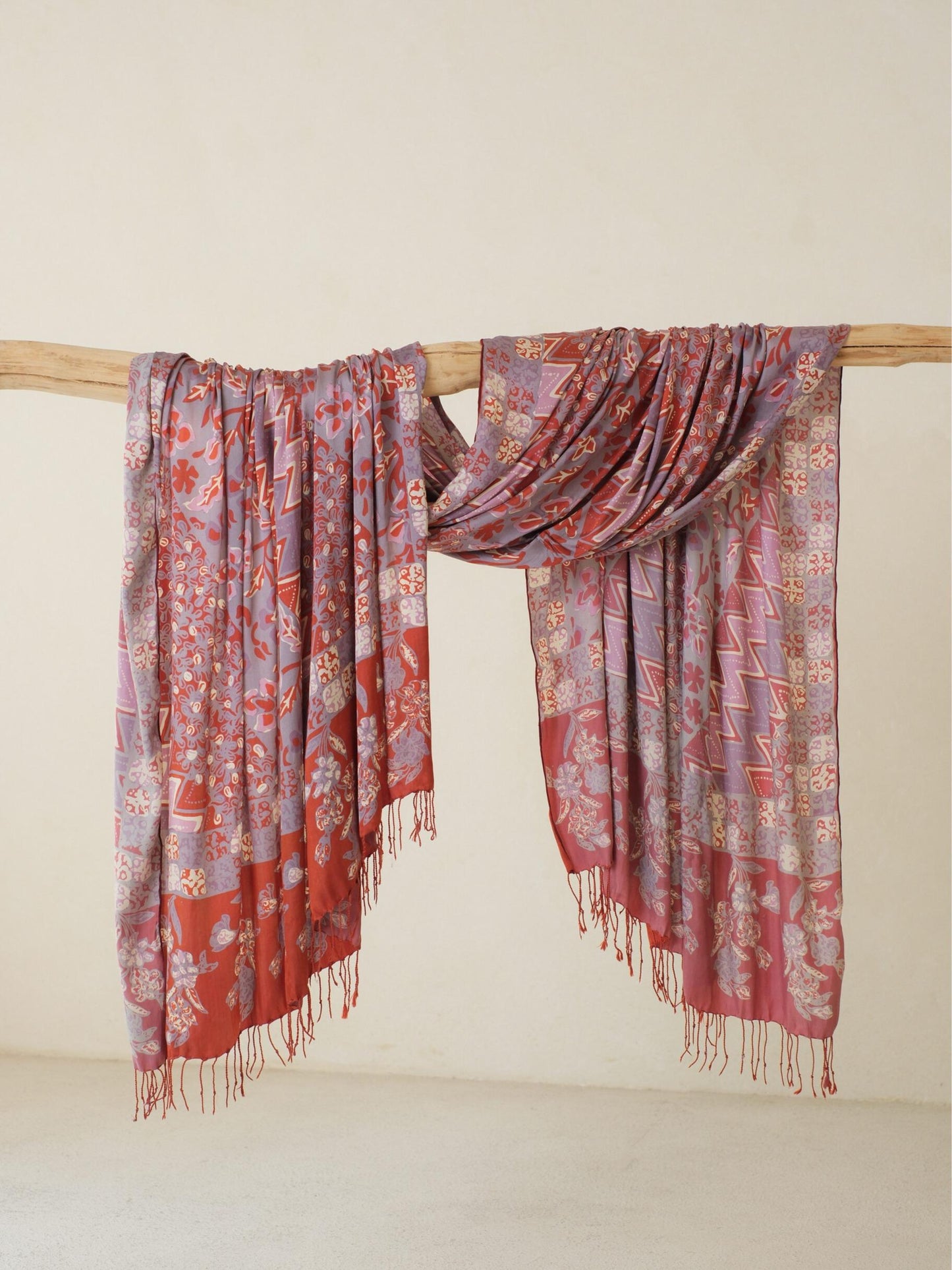 Selendang Sutra Batik Tulis - Rimba Jawi