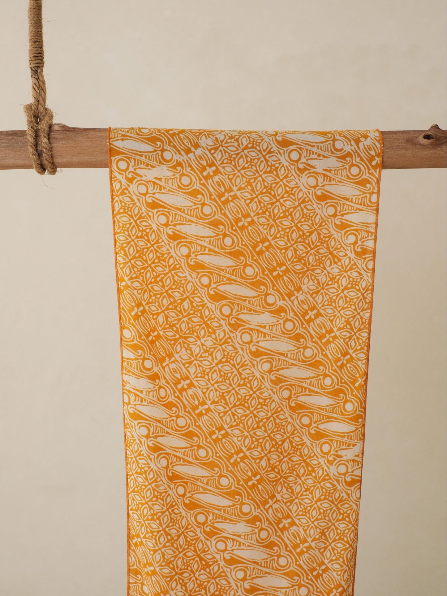 Batik Ratu - Scarf Batik TCK Parang Kawung - Yellow