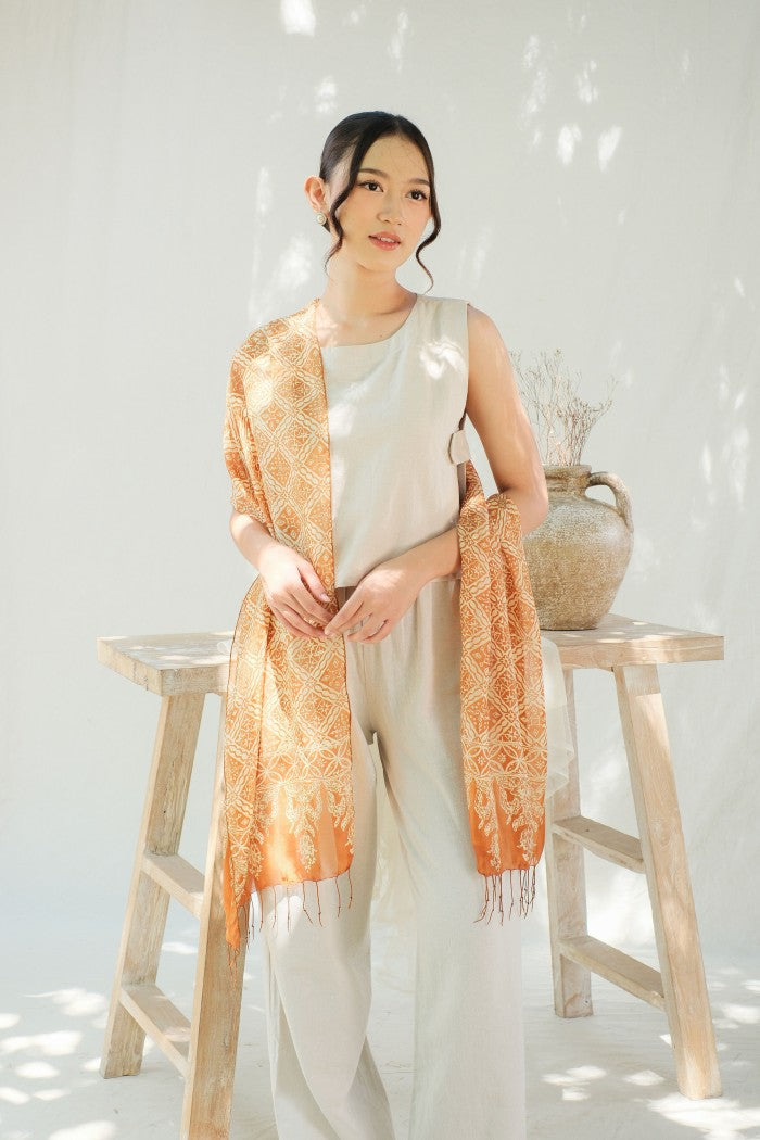 Syal Batik Sutra Kotak Ketapang - Gold - 45