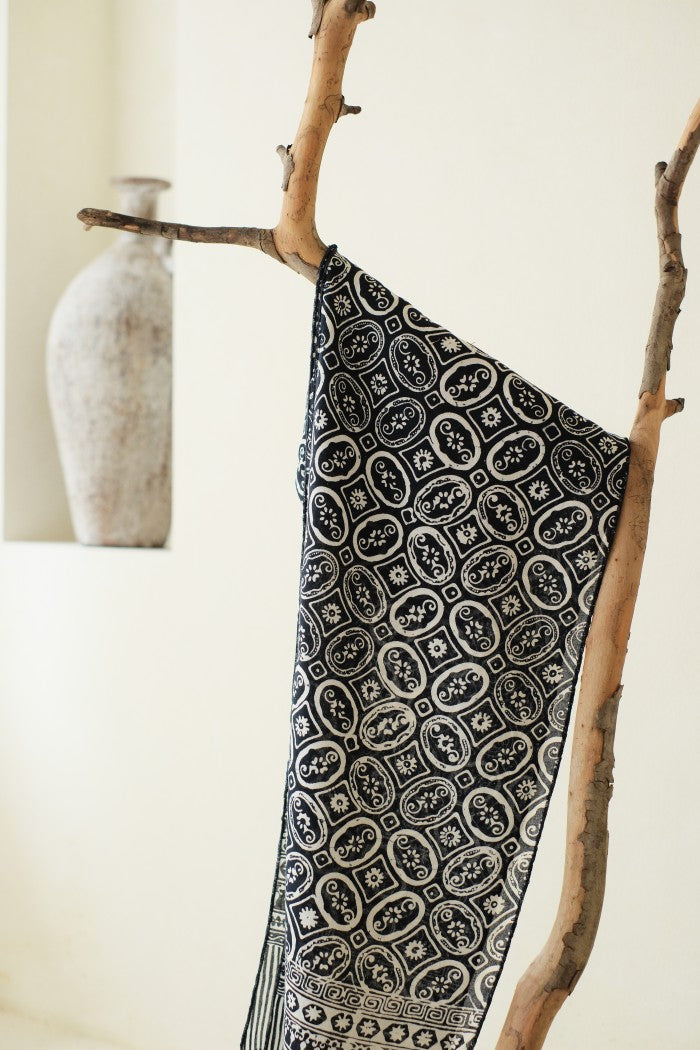 Scarf Batik TCE Kawung Bunga Black