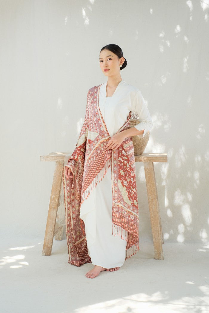 Selendang Sutra Batik Tulis - Rimba Jawi - Red