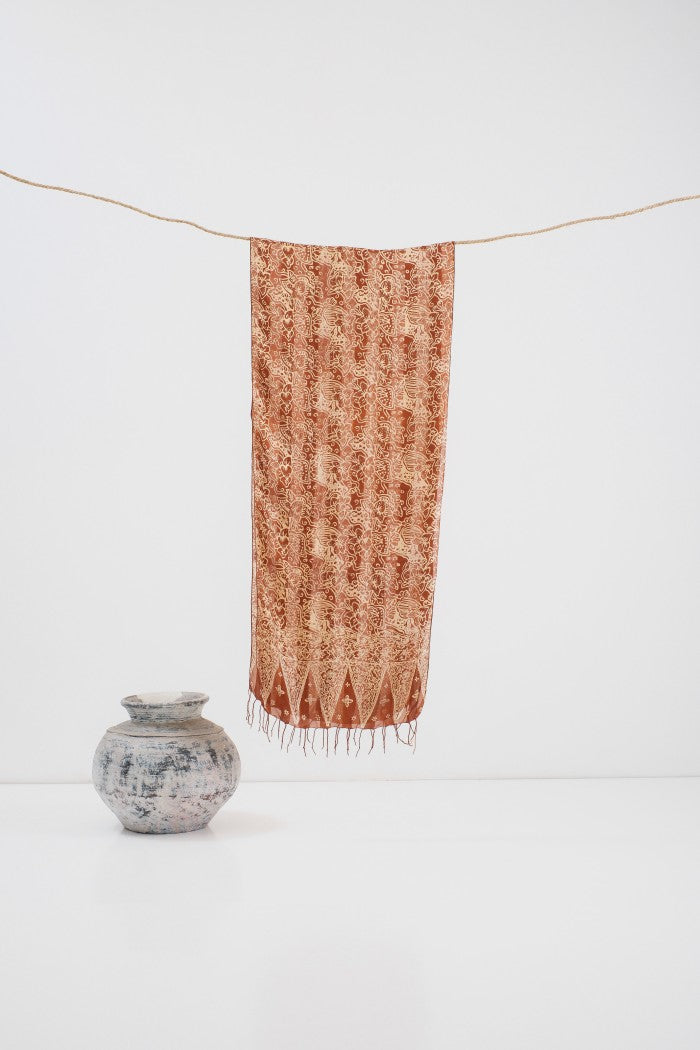 Syal Batik Sutra Bunga Anturium - Brown - 45