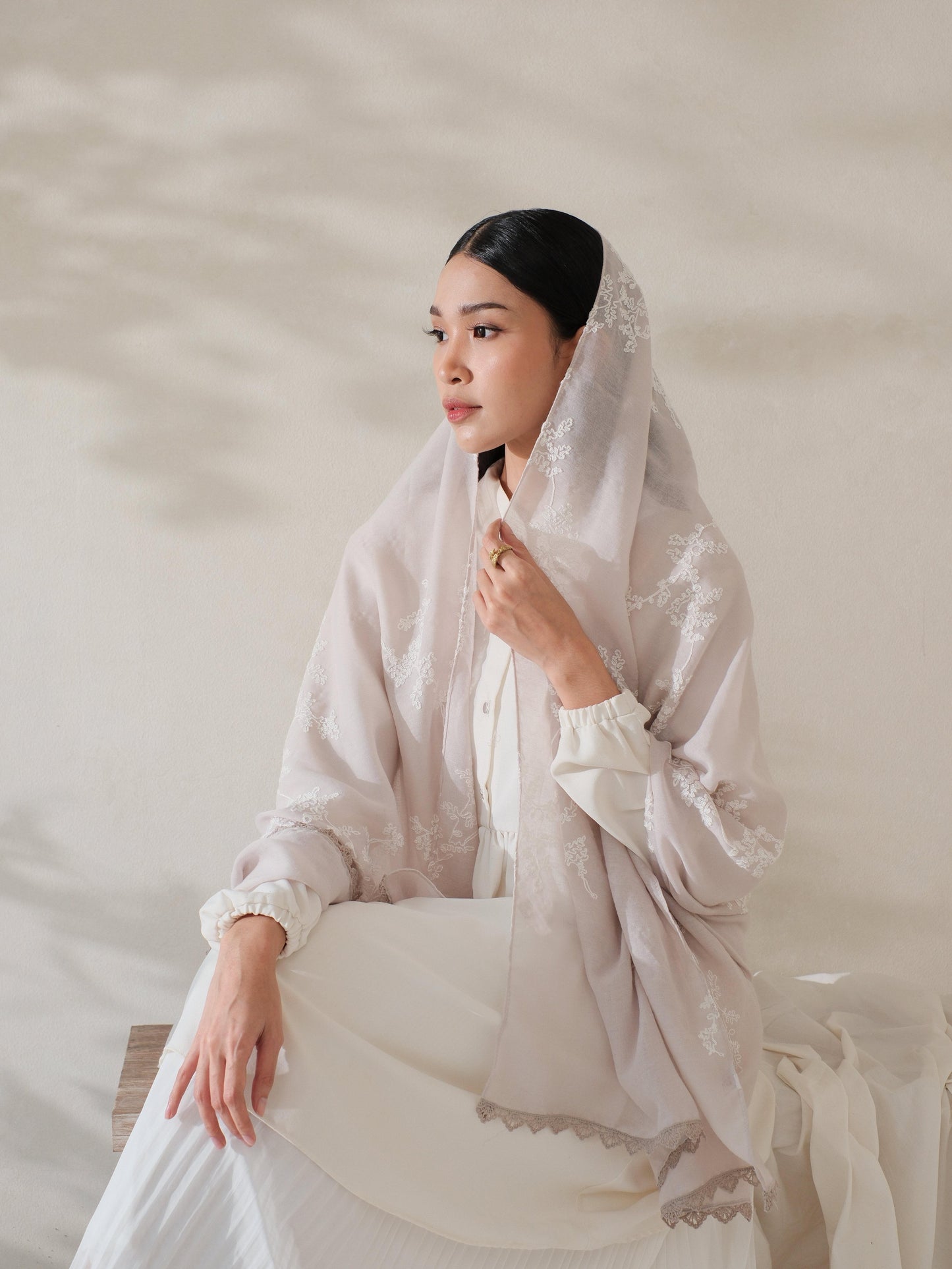 Nyta in Cream Shawl - Selendang Batik
