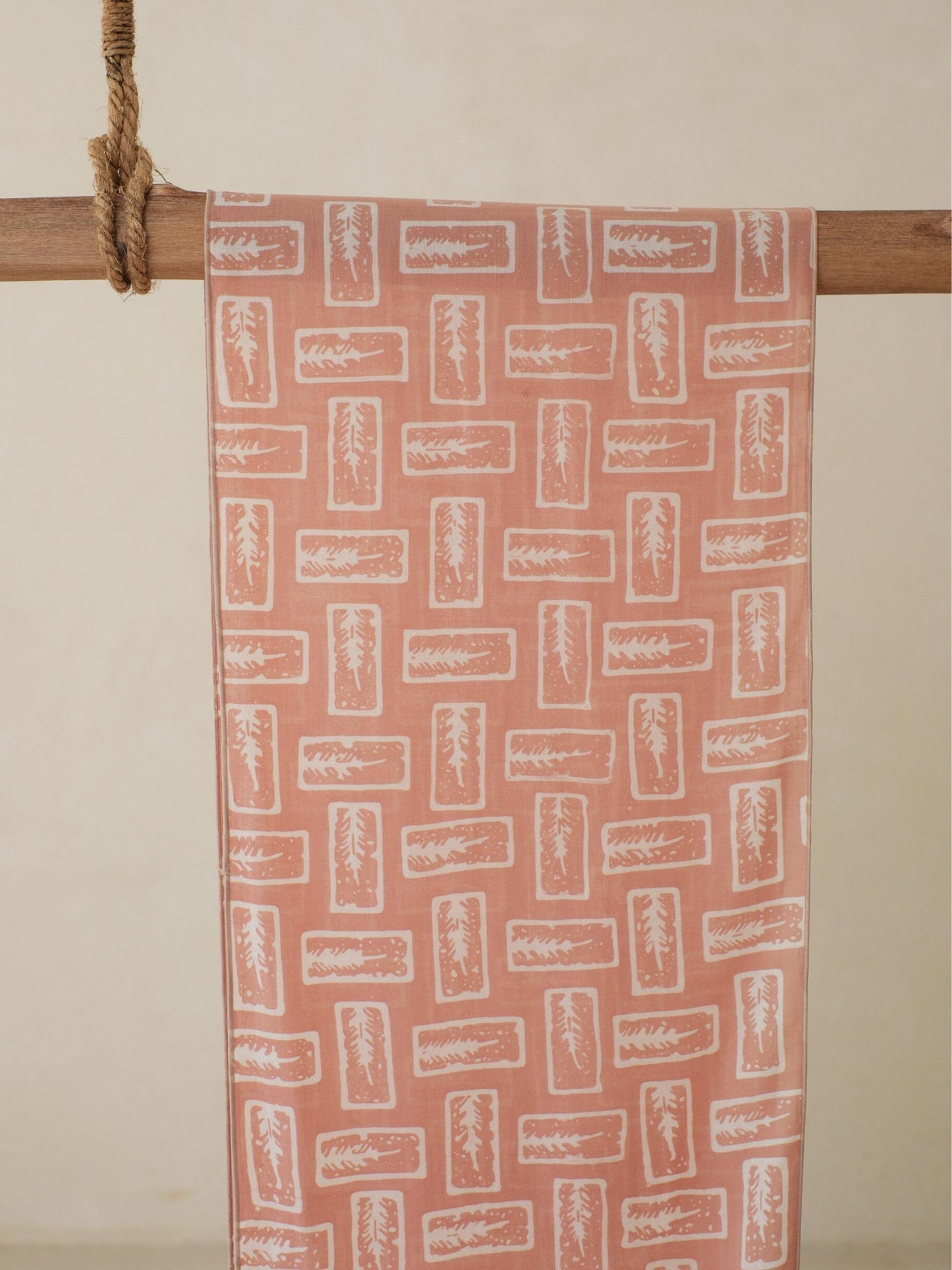 Batik Ratu - Scarf Batik L4 Kotak - Cream