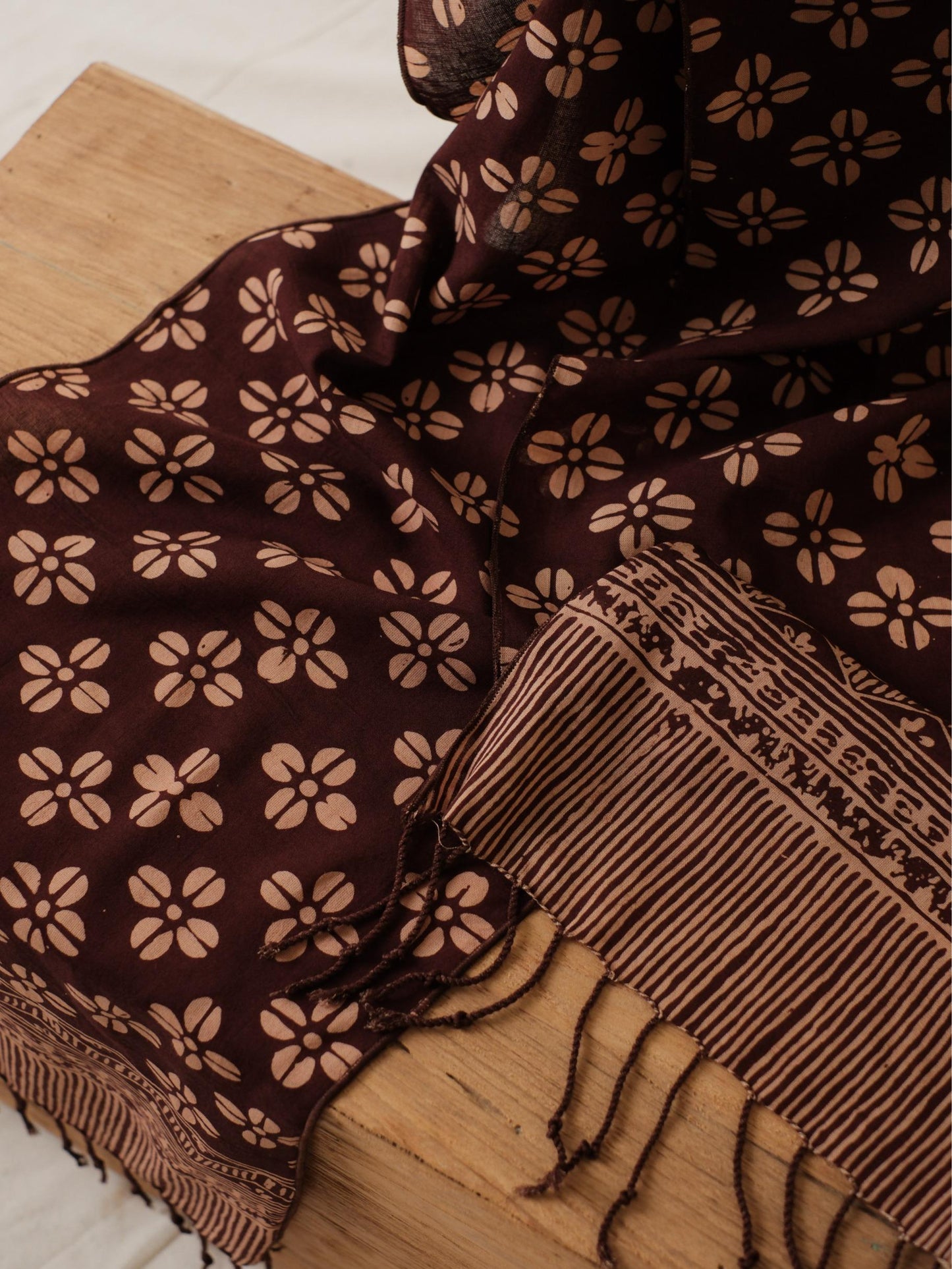 Scarf Batik Kopi Kawung - Brown | DNR