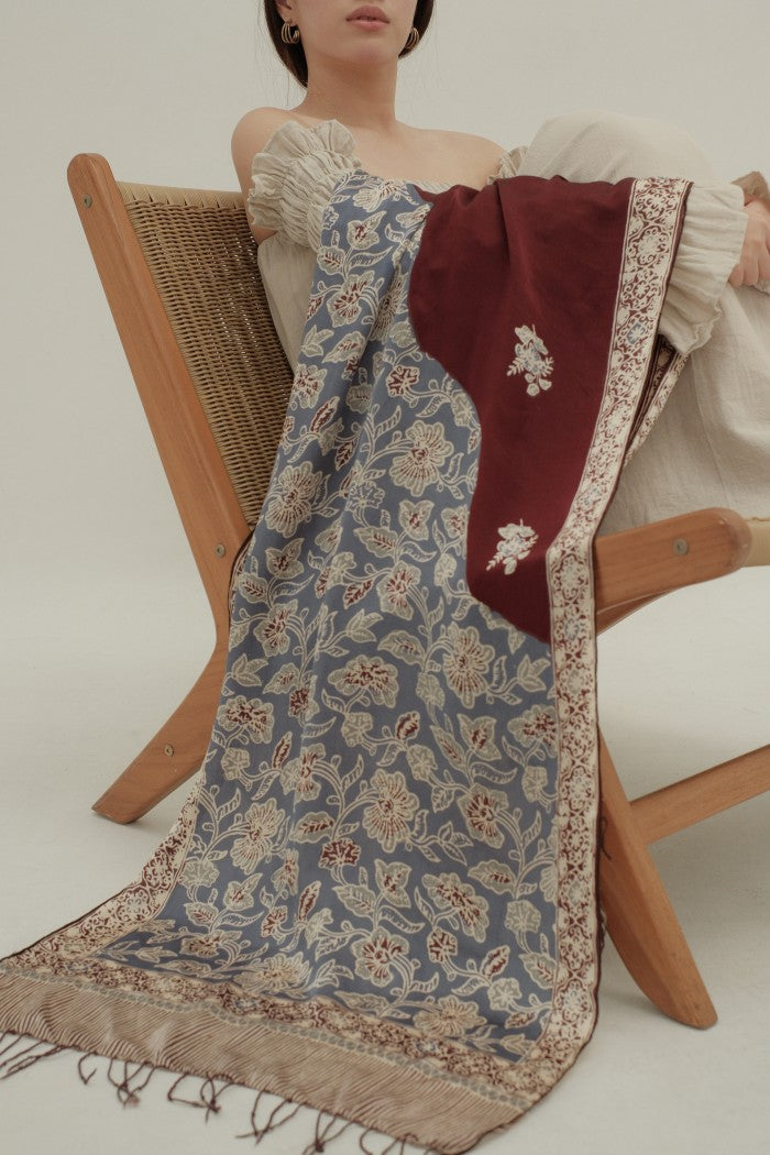 Syal Sutra Batik Premium - Selaras Maroon Blue