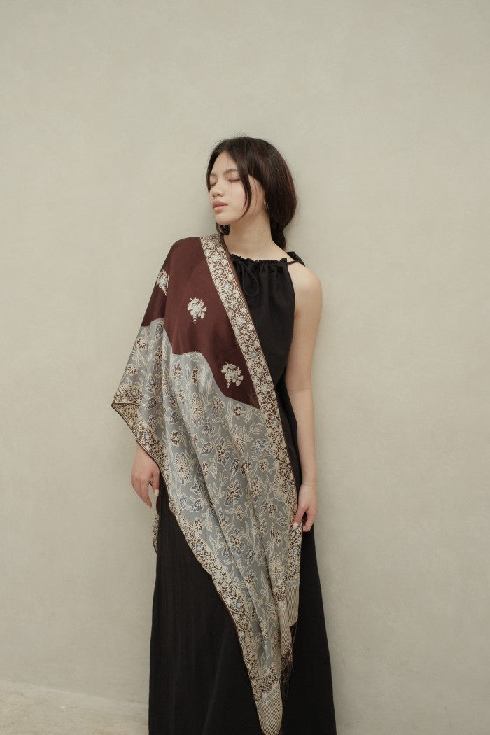 Syal Sutra Batik Premium - Selaras Brown Grey