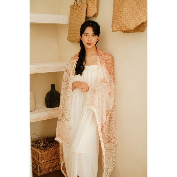 Maharani in Pink Shawl