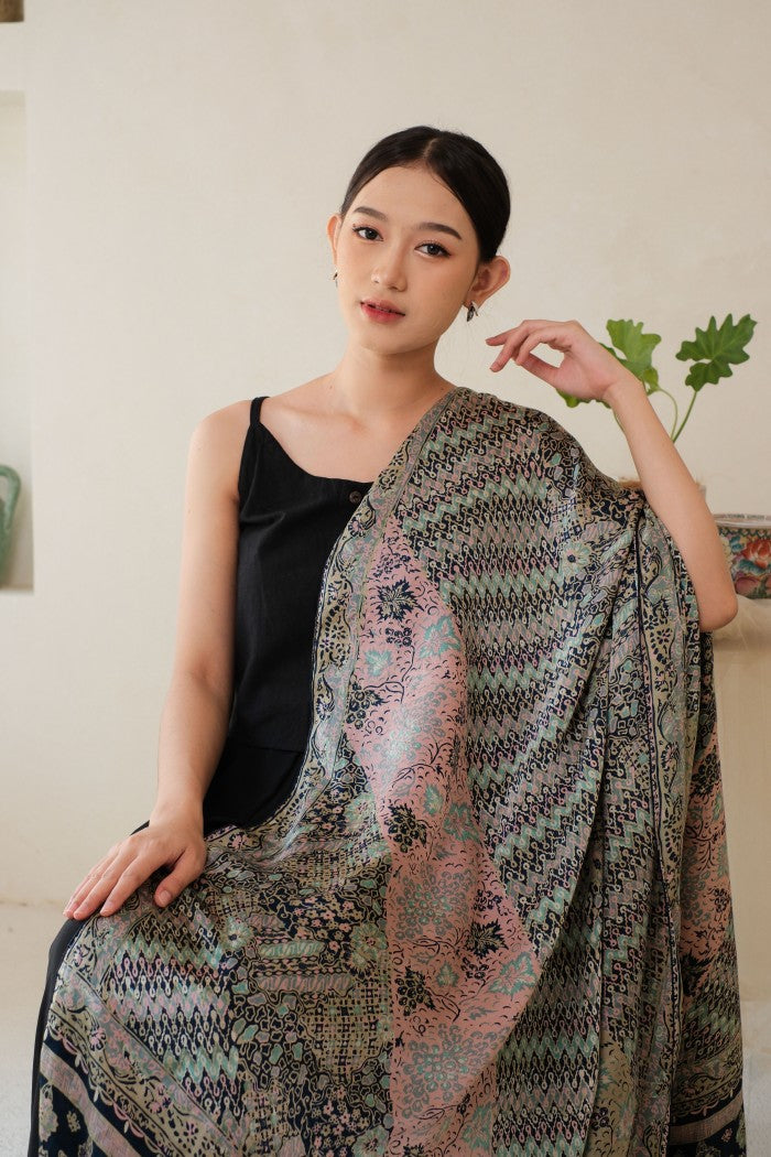 Rimba Jawi in Blue Pink - Selendang Sutra Batik Tulis