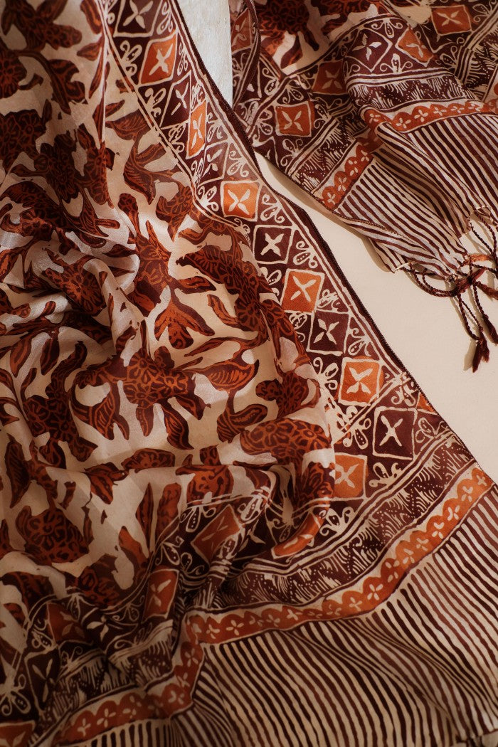 Syal Batik Sutra Daun Puring - Brown - 55