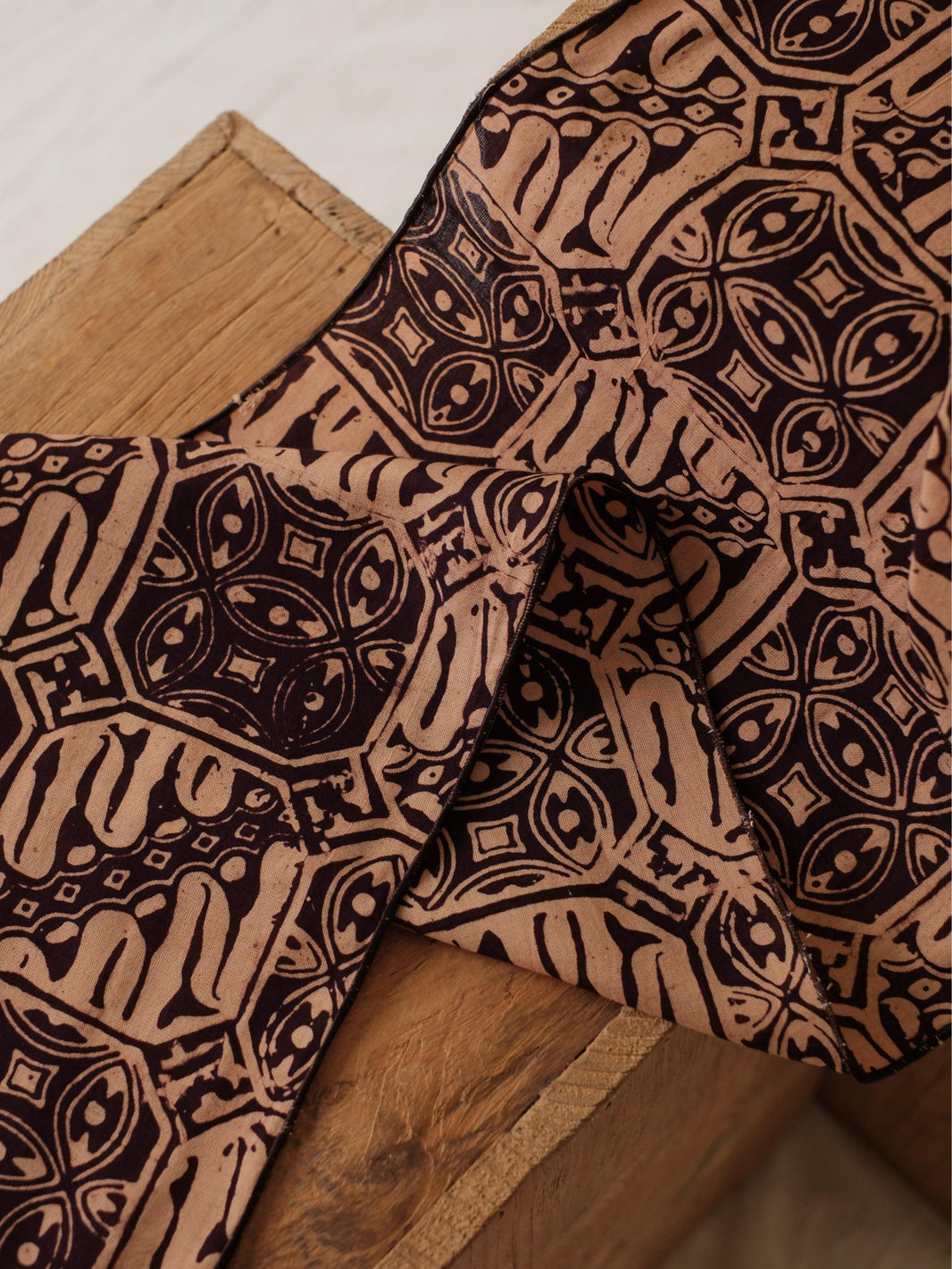 Scarf Batik Tambal Kombi - Brown | DNR
