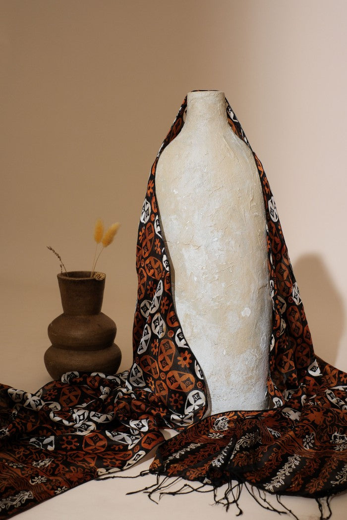 Syal Batik Sutra Kawung Mata - Soga - 45