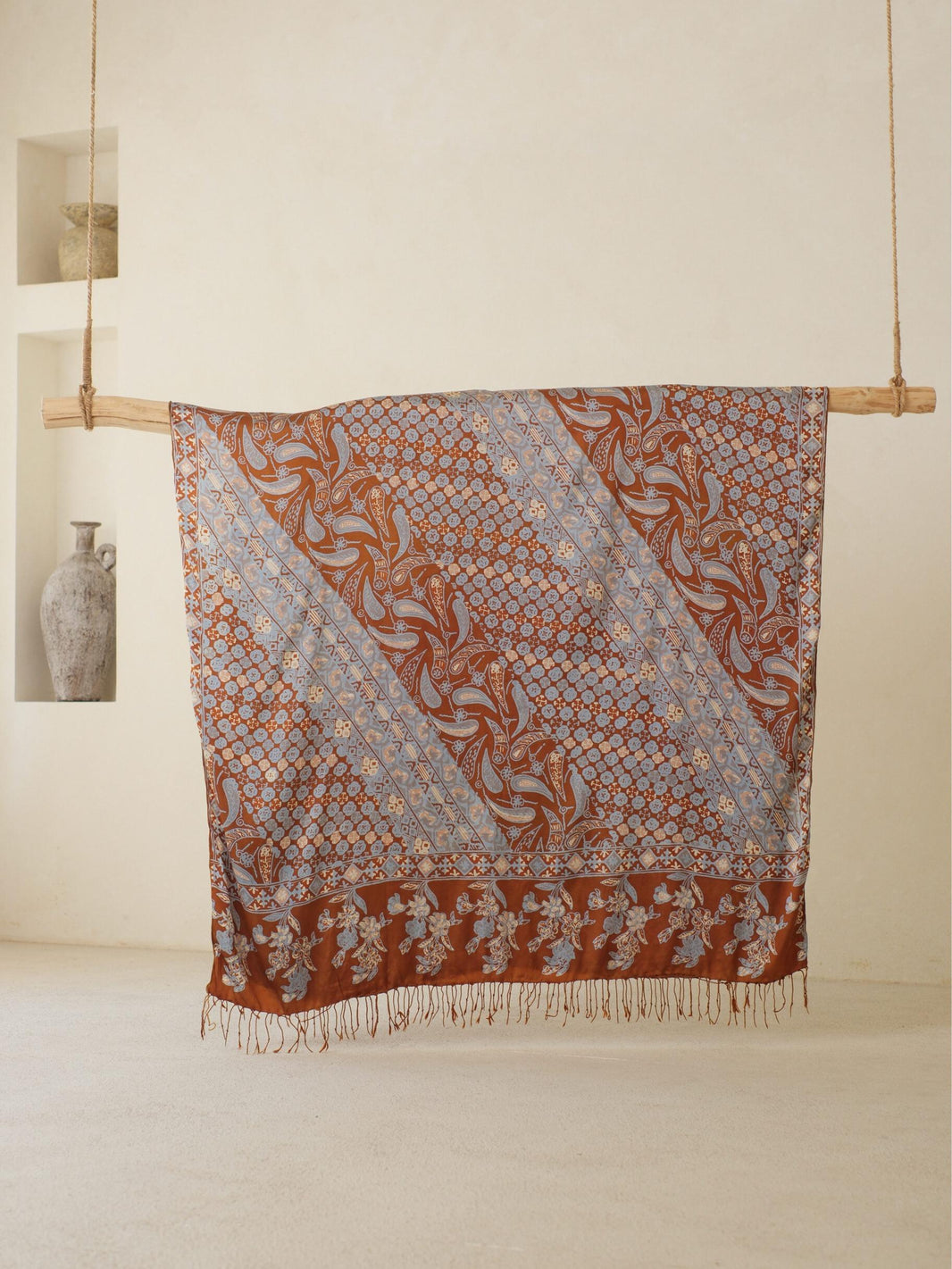 Selendang Sutra Batik Tulis - Swarna Truntum - Brown Blue