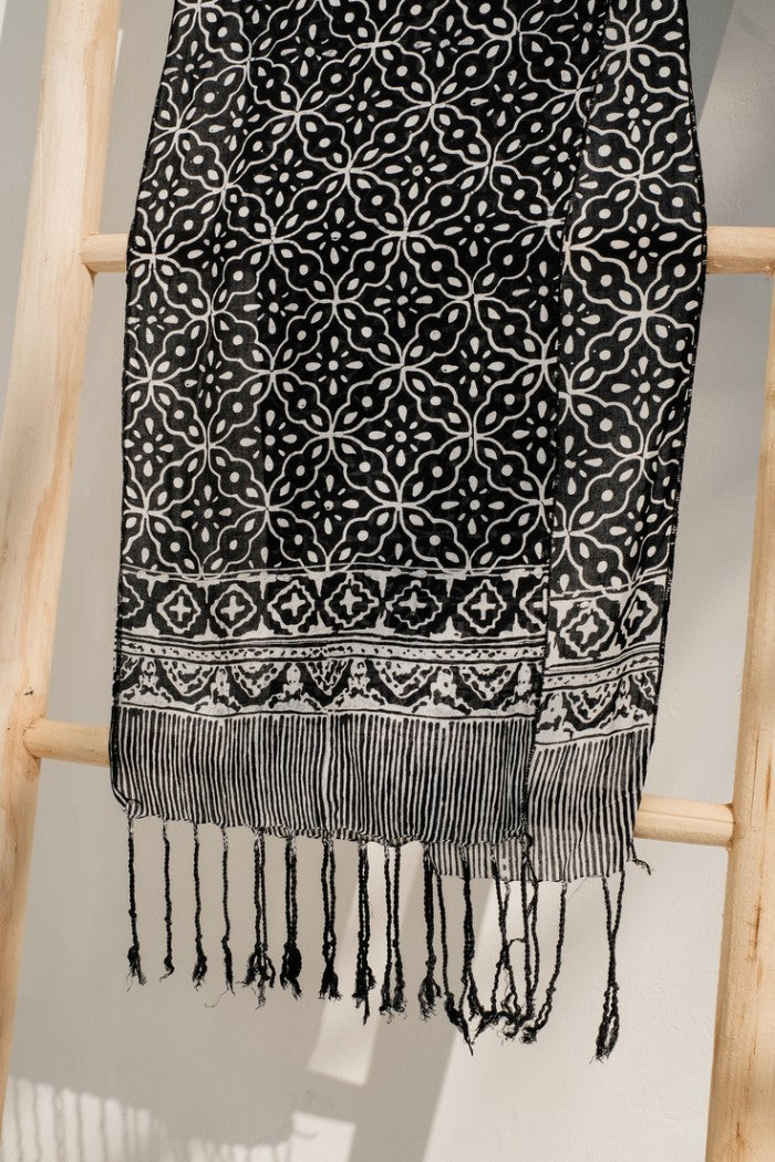 Scarf Batik TCE Kawung 2 Black