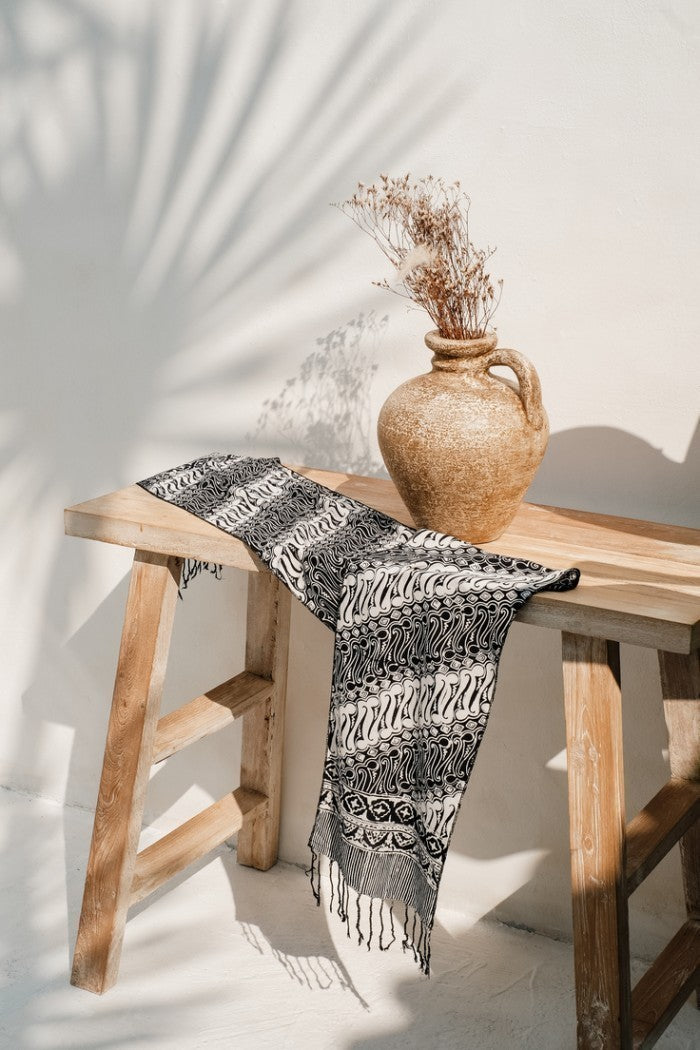 Scarf Batik TCE Parang Black