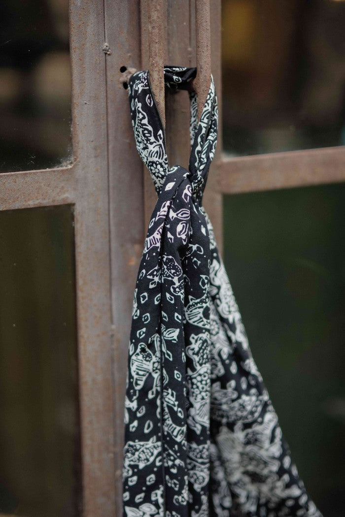 Scarf Batik E90 Black
