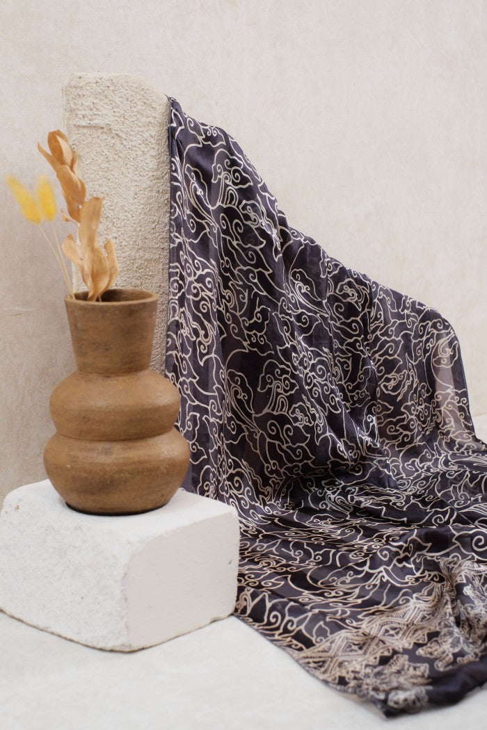Syal Batik Sutra Mega Mendung - Blue - 45