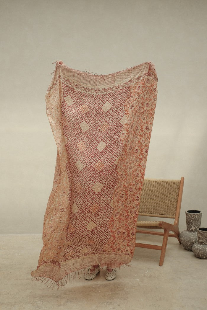 Selendang Sutra Batik Premium - Kawung Daun Red