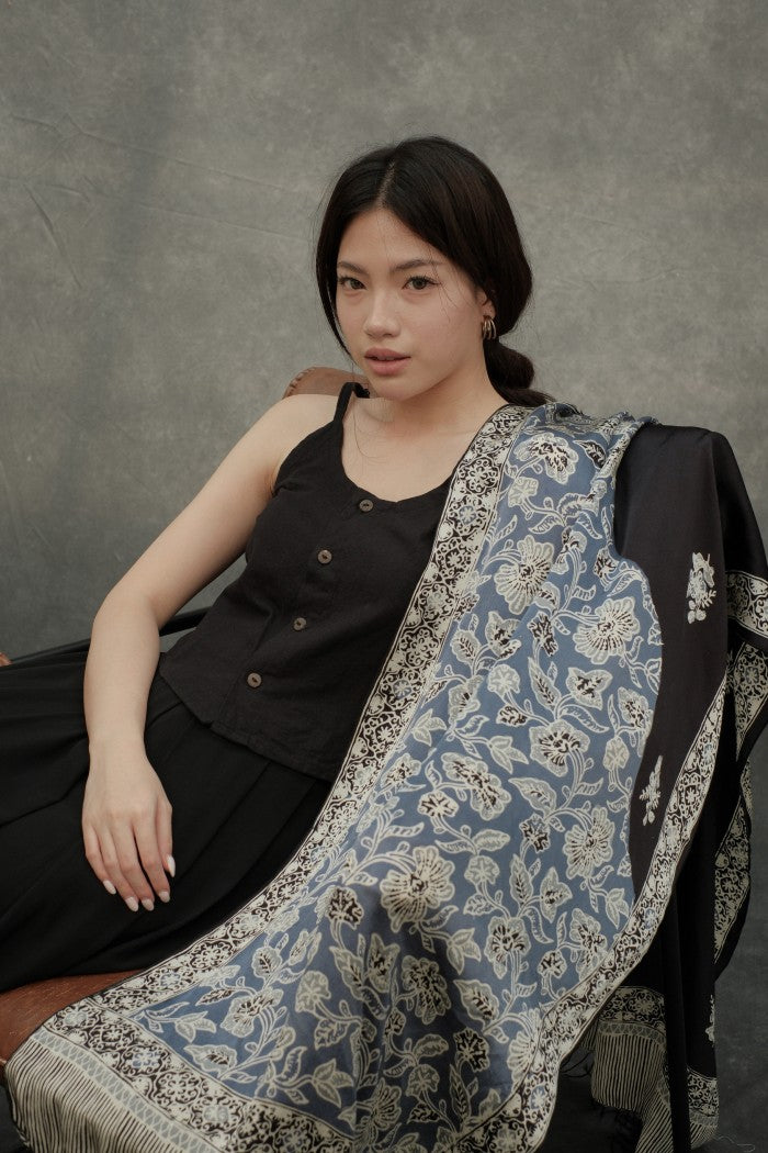 Syal Sutra Batik Premium - Selaras Black Blue
