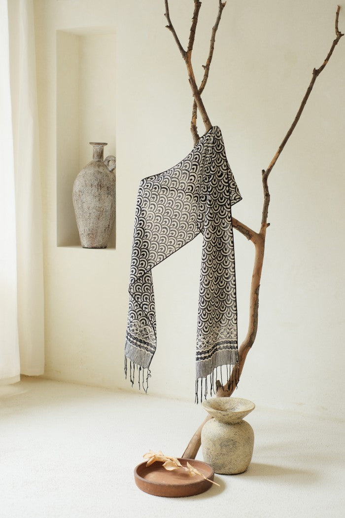 Scarf Batik TCE Ombak Black