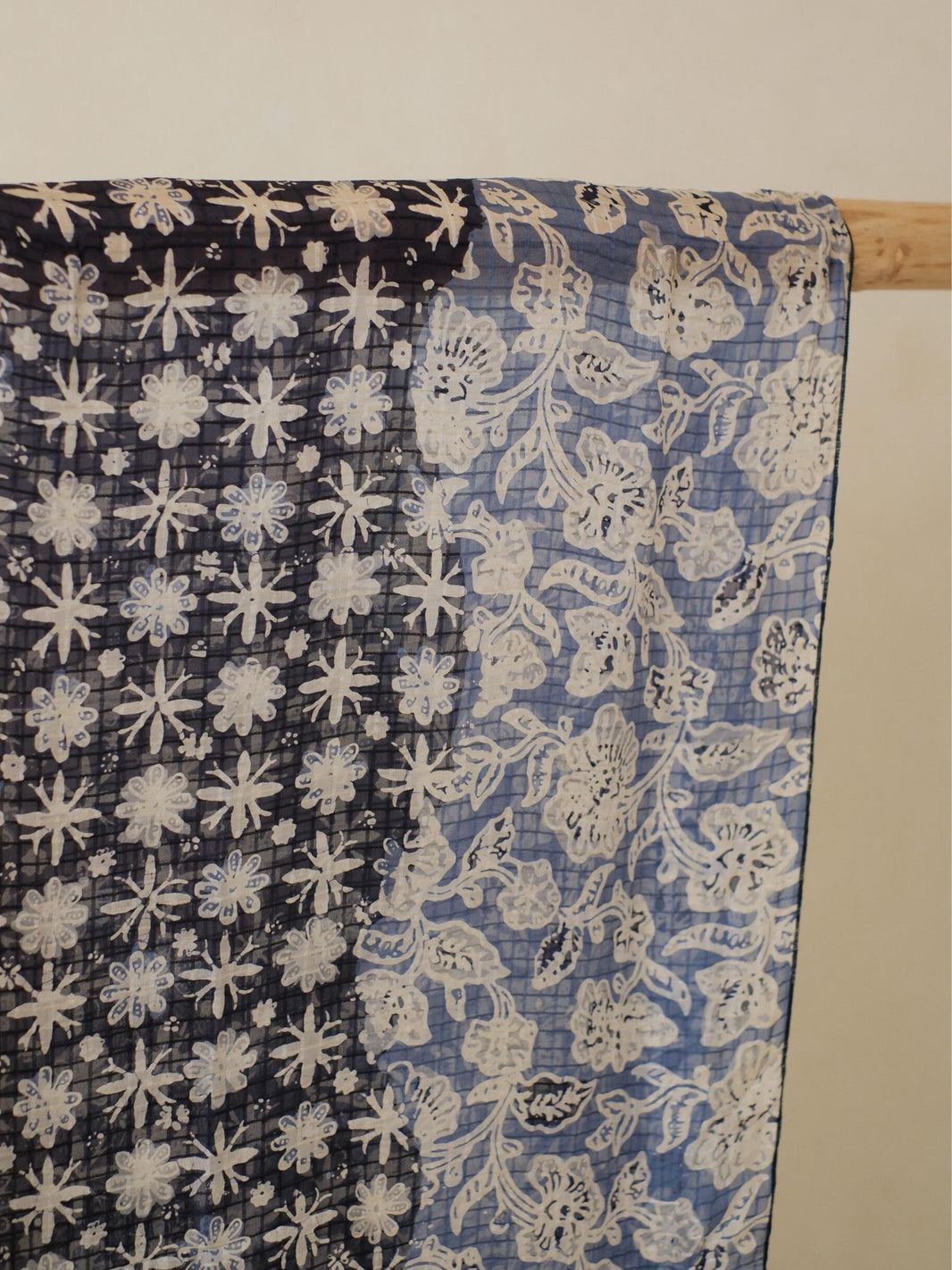 Batik Ratu - Selendang Sutra Batik - Truntum Daun - Dark Blue