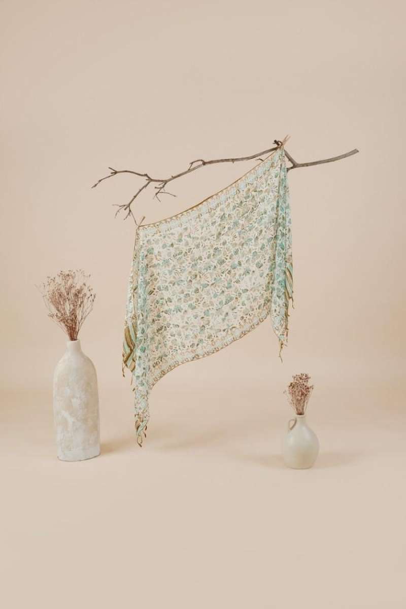 Syal Batik Sutra Green 01