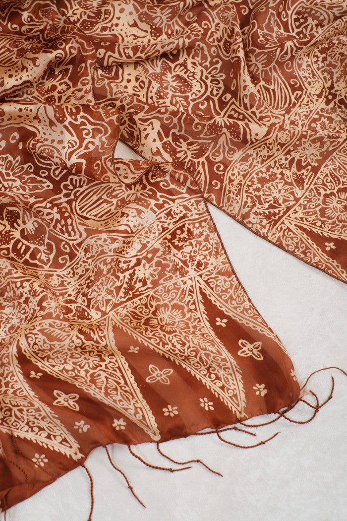 Syal Batik Sutra Bunga Anturium - Brown - 45