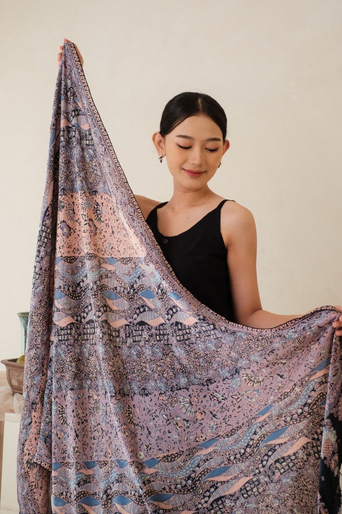 Selendang Sutra Batik Tulis - Alam Merak