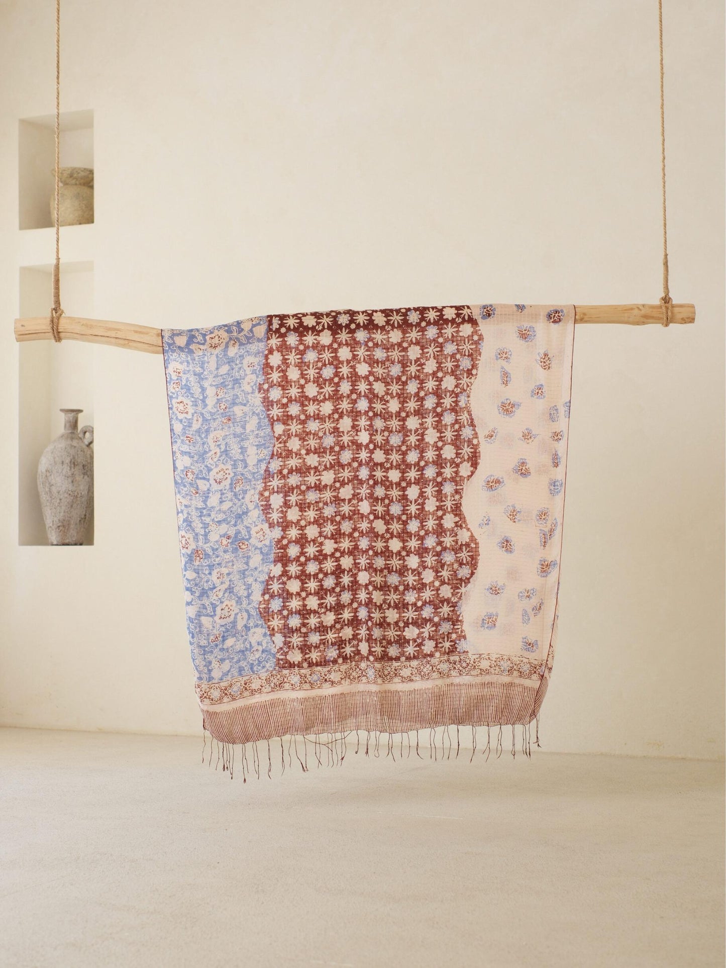 Batik Ratu - Selendang Sutra Batik - Truntum Daun - Brown Blue