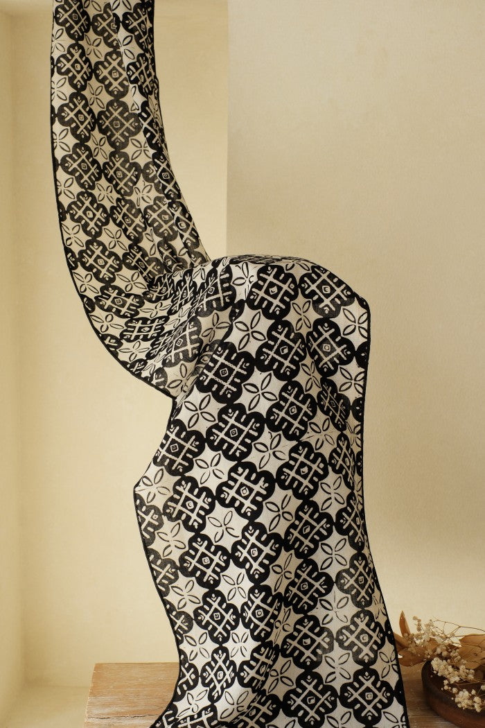 Scarf Batik TCE Kawung XO Black