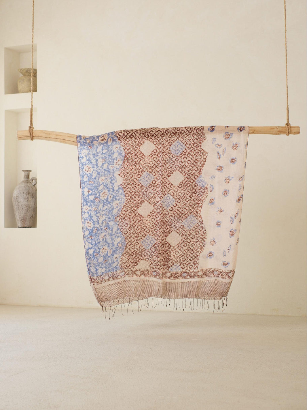 Batik Ratu - Selendang Sutra Batik - Kawung Daun - Brown Blue