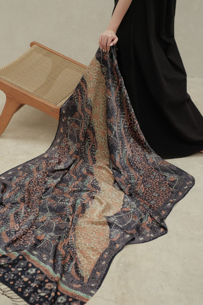 Selendang Sutra Batik Tulis - Sangga Langit - Blue