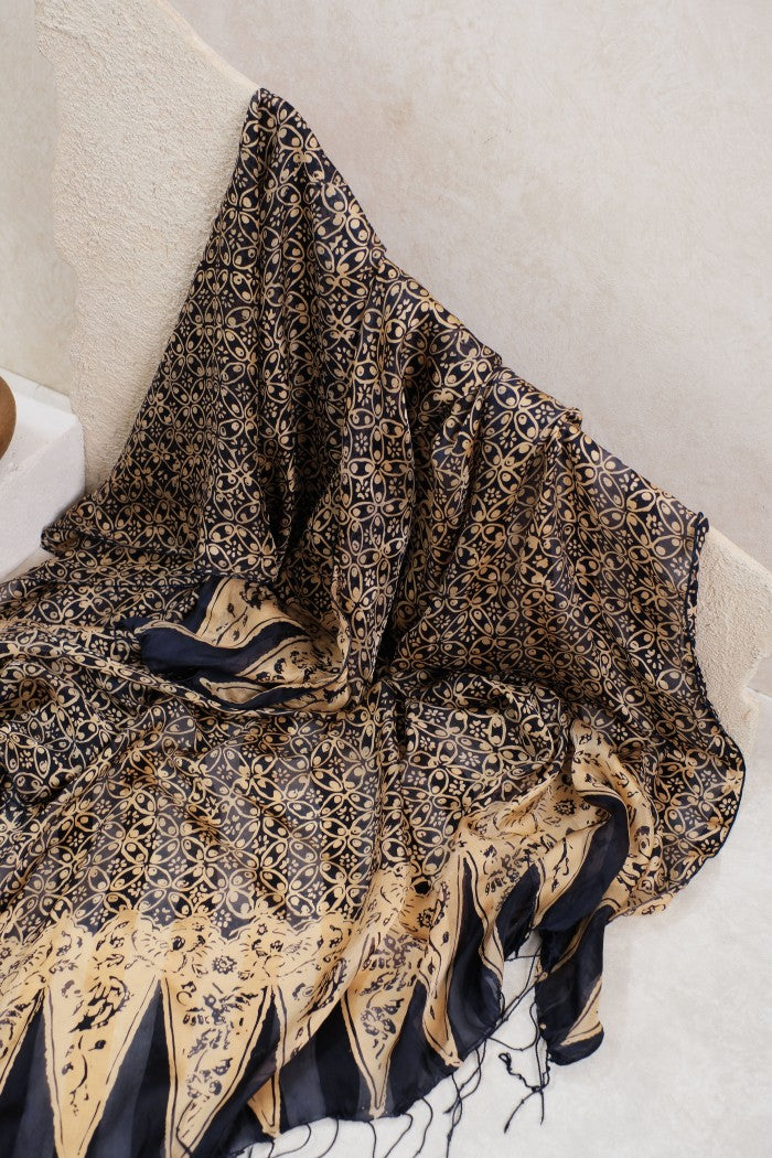 Selendang Sutra Batik - Kawung Bribil in Blue - 90