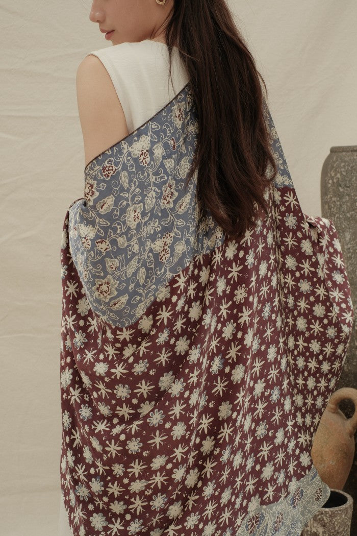 Selendang Sutra Batik Premium - Truntum Daun Maroon