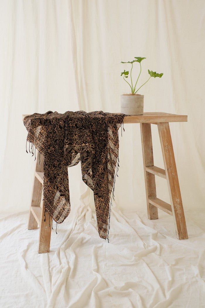 Selendang Sutra Batik - Daun Peacock - 90