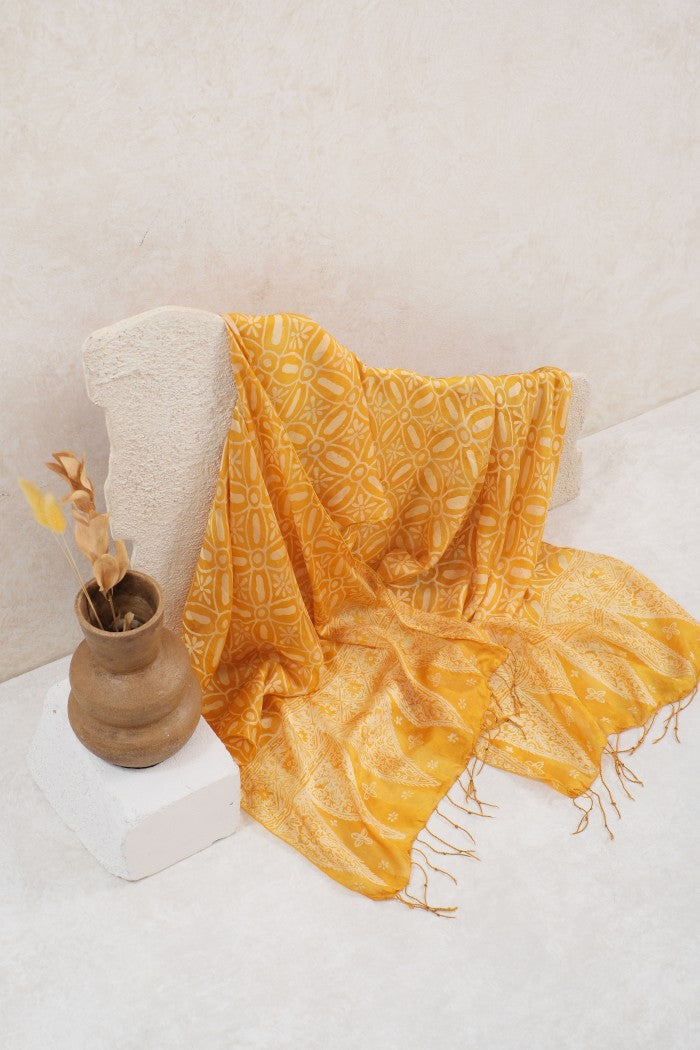 Syal Batik Sutra Kawung - Yellow - 45