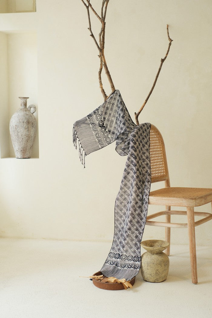 Scarf Batik TCE Kawung Bribil Black