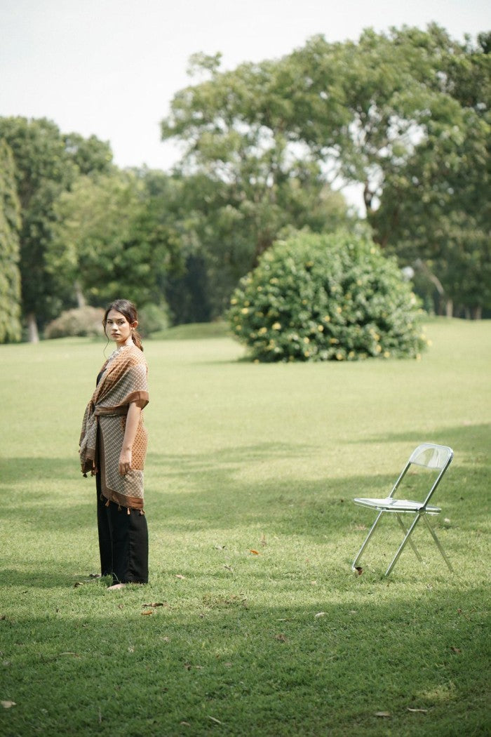 Kahiyang Brown Outer