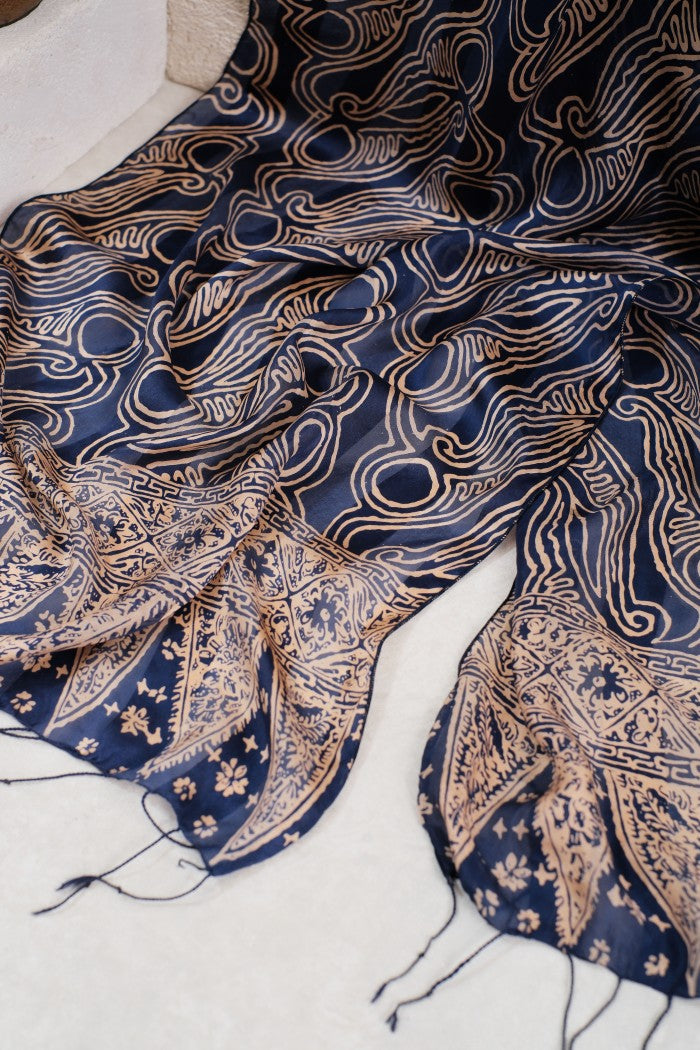 Syal Batik Sutra Parang Rusak - Blue - 45
