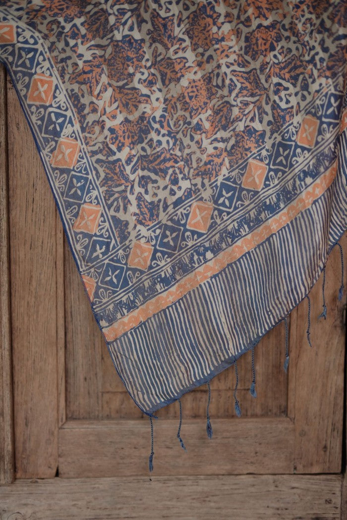 Syal Batik Sutra Blue 02